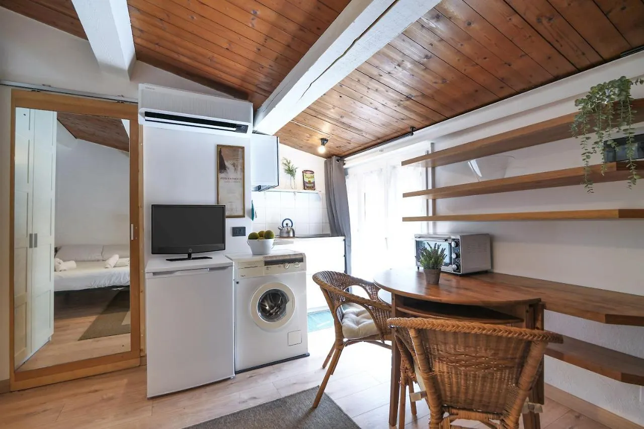 Apartmán Primopiano - Colonne 67 Milán 0*,